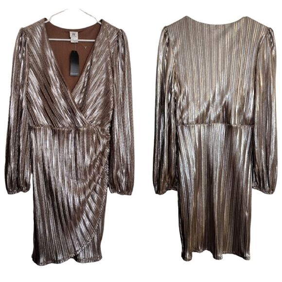 Wrapper Metallic Long Sleeve Pleated Wrap Over Midi Dress Large NWT - Picture 1 of 11